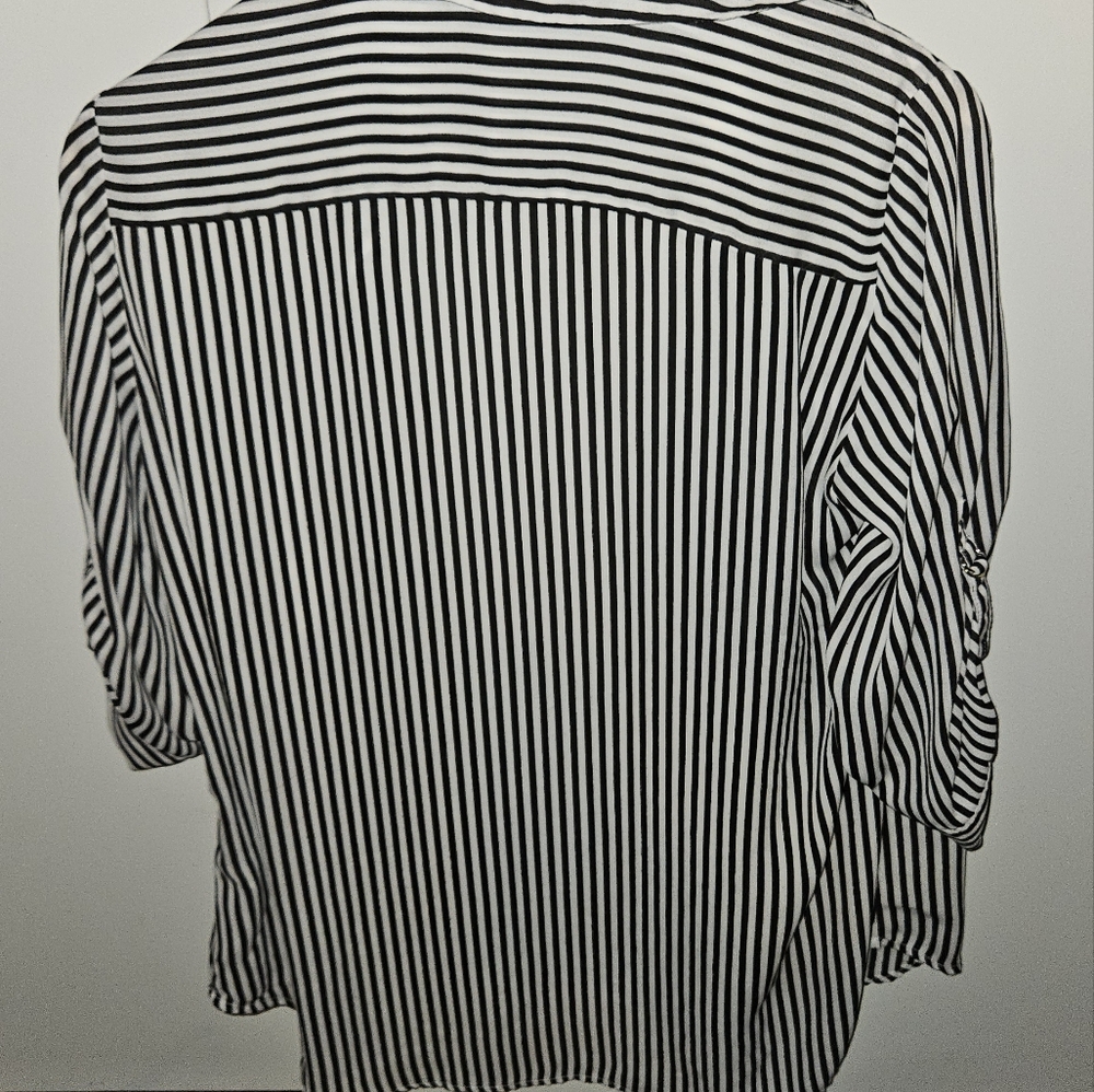 H&M Monochrome Striped Top